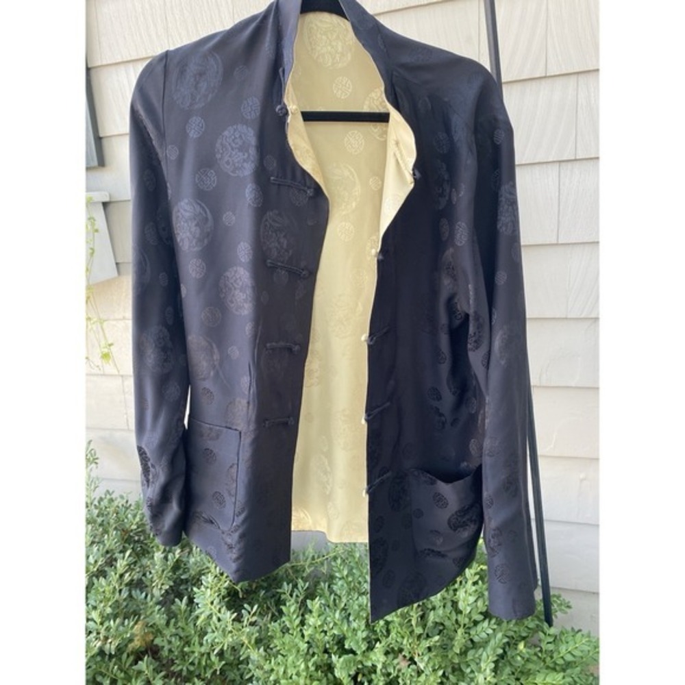 Dreamsacks Chinese Style Reversible 100 % Silk Jacket black & gold       3644‎